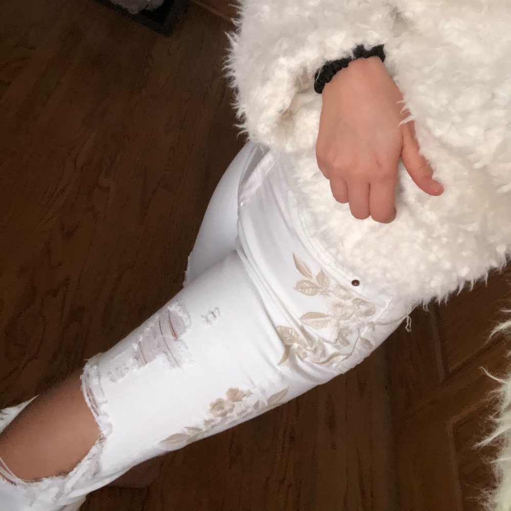 Abercrombie high waisted Zoe jeans